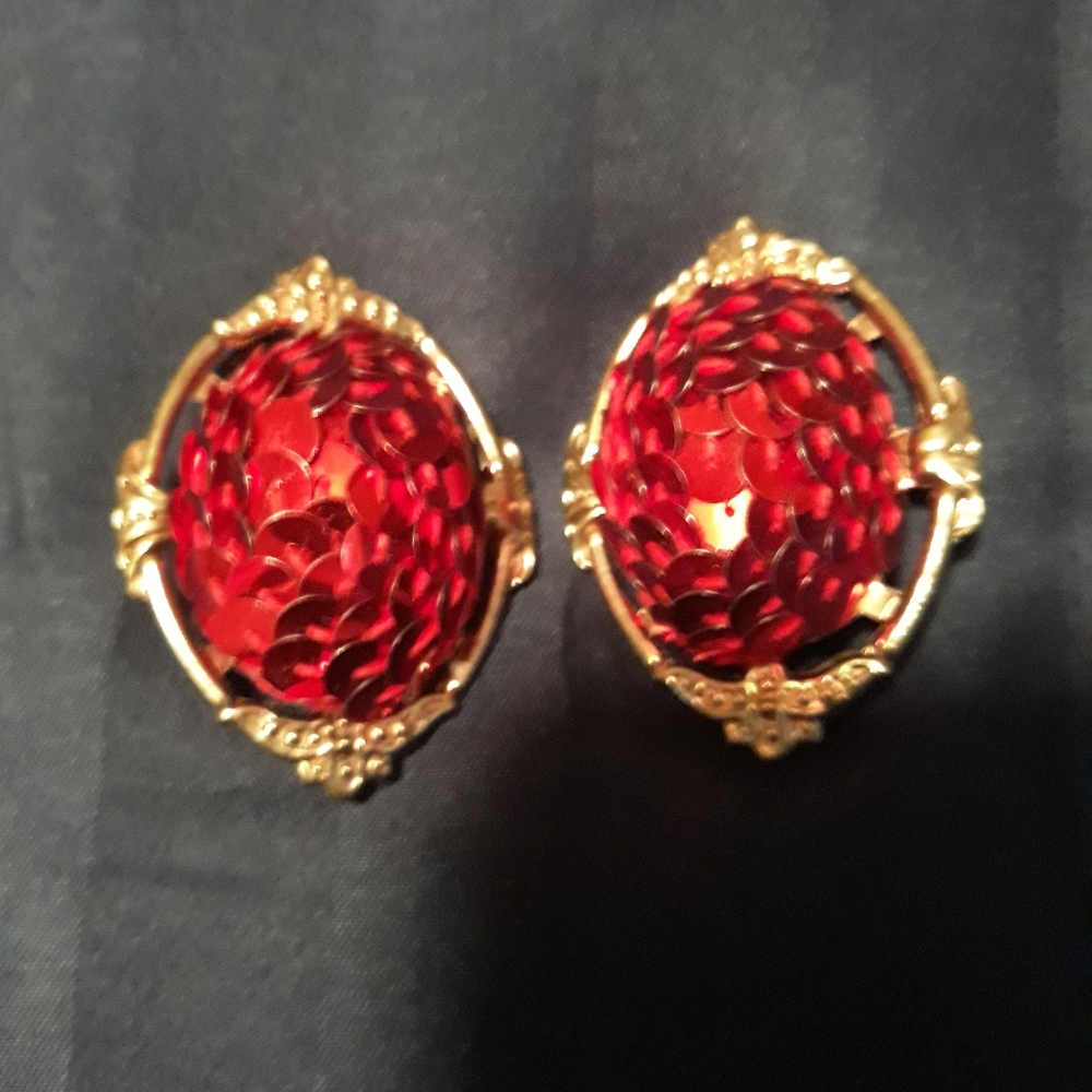 Vintage red sequin clip on earring